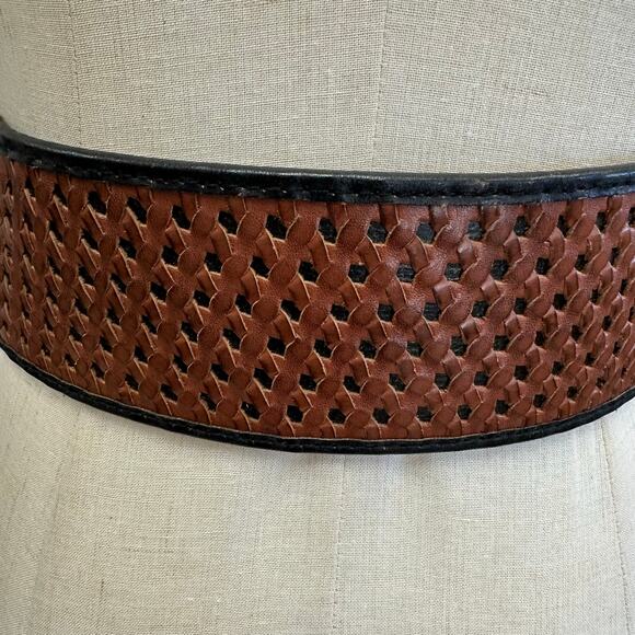 Justin Boots basketweave tooled leather western belt size 42 gold tone buckle - Picture 7 of 14
